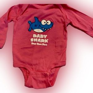Rabbit Skins Infant 6 months Long Sleeve Pink Baby Shark Bodysuit one-piece NEW